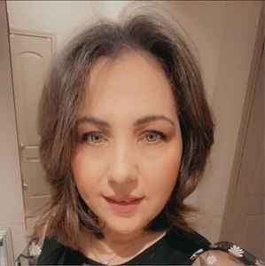 Meet your Posher, Dolores